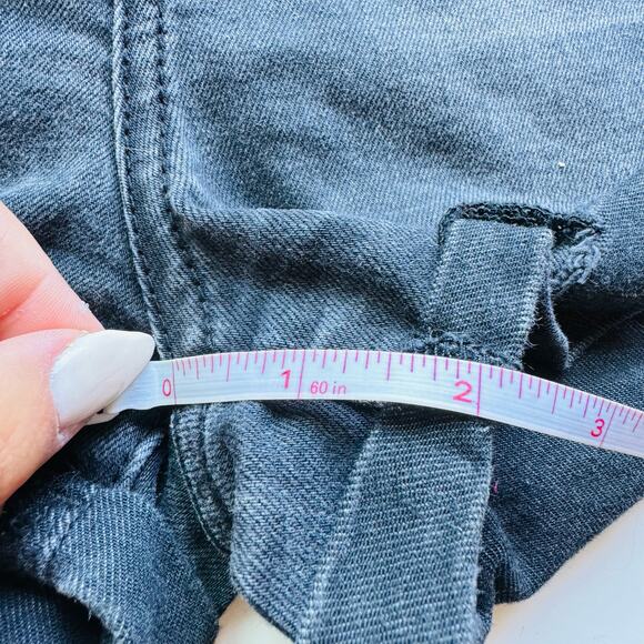 ONE TEASPOON High Long Rise Harlets Distressed Black Wash Denim Cutoffs Short 25 - Picture 4 of 11